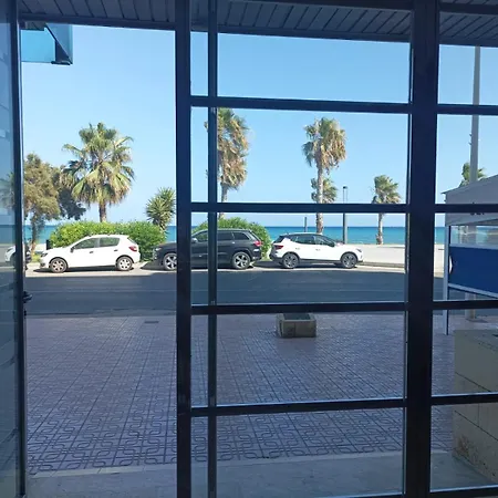 Primera Linea De Mar * تورّيفيِخا